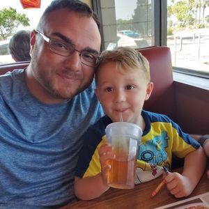 Meet your Posher, Luis